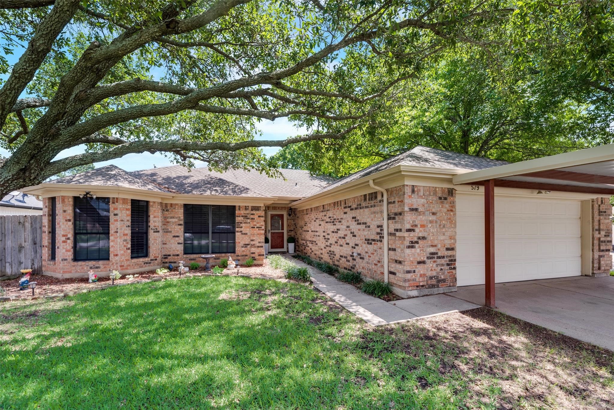 579 S Hitt Street Boyd TX 76023
