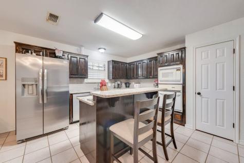 579 S Hitt Street Boyd TX 76023