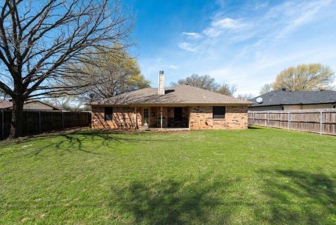 579 S Hitt Street Boyd TX 76023