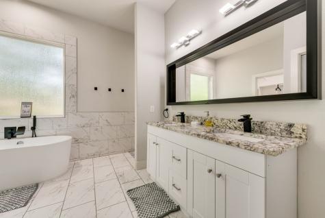 215 Idle Creek Lane Desoto TX 75115