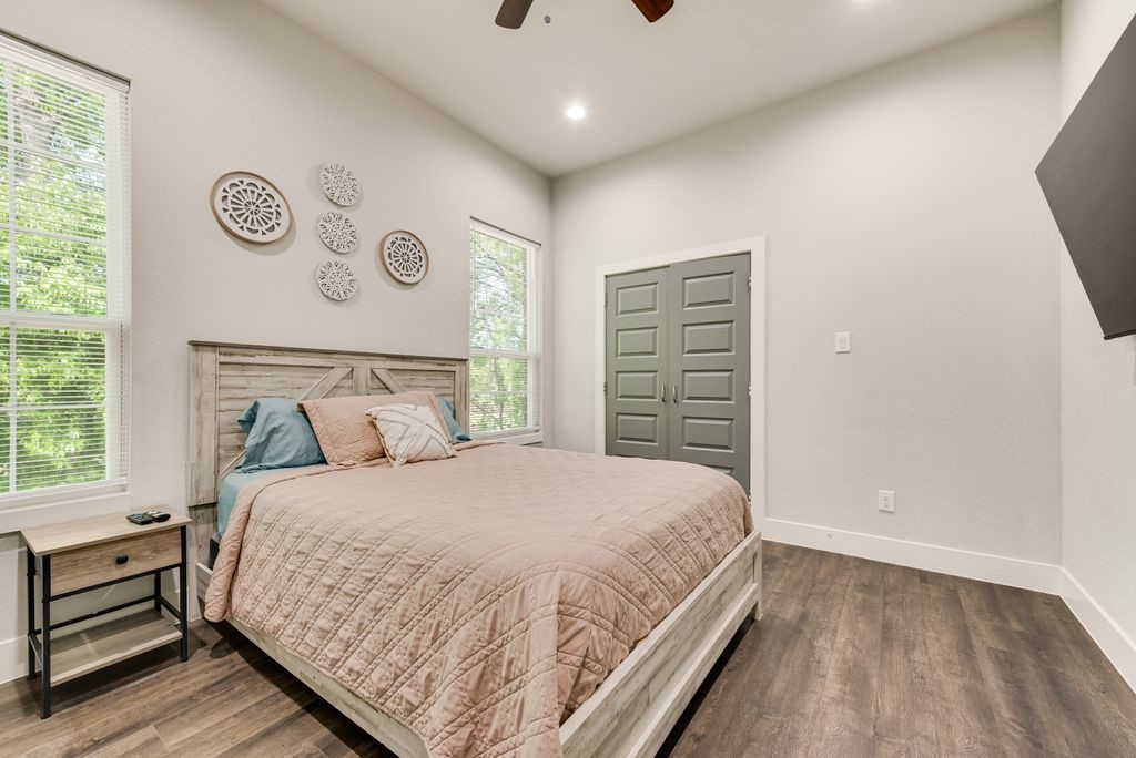 215 Idle Creek Lane Desoto TX 75115