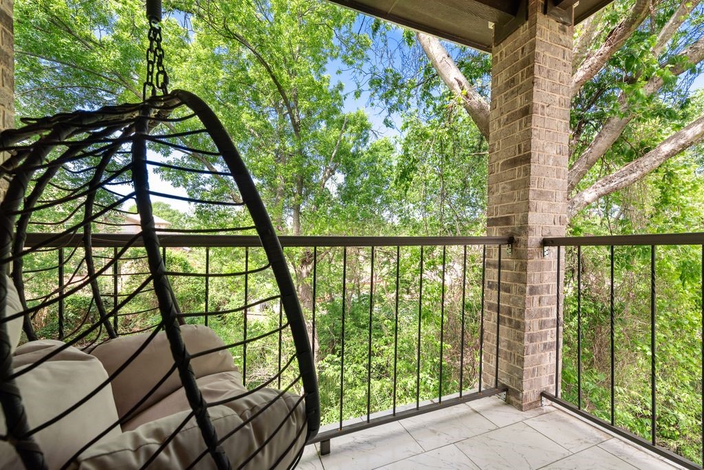 215 Idle Creek Lane Desoto TX 75115