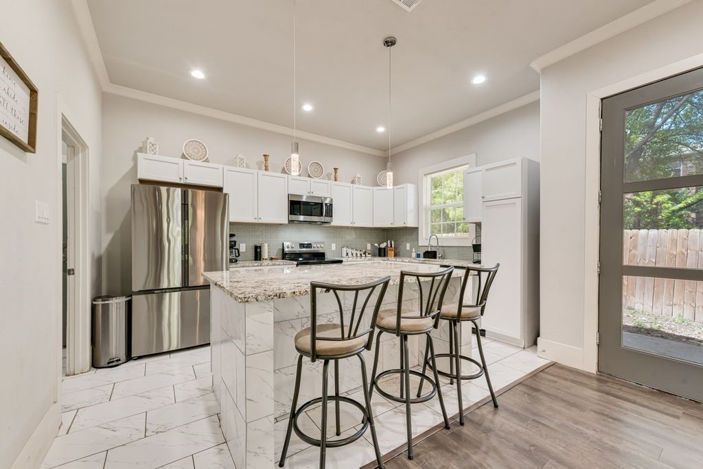 215 Idle Creek Lane Desoto TX 75115