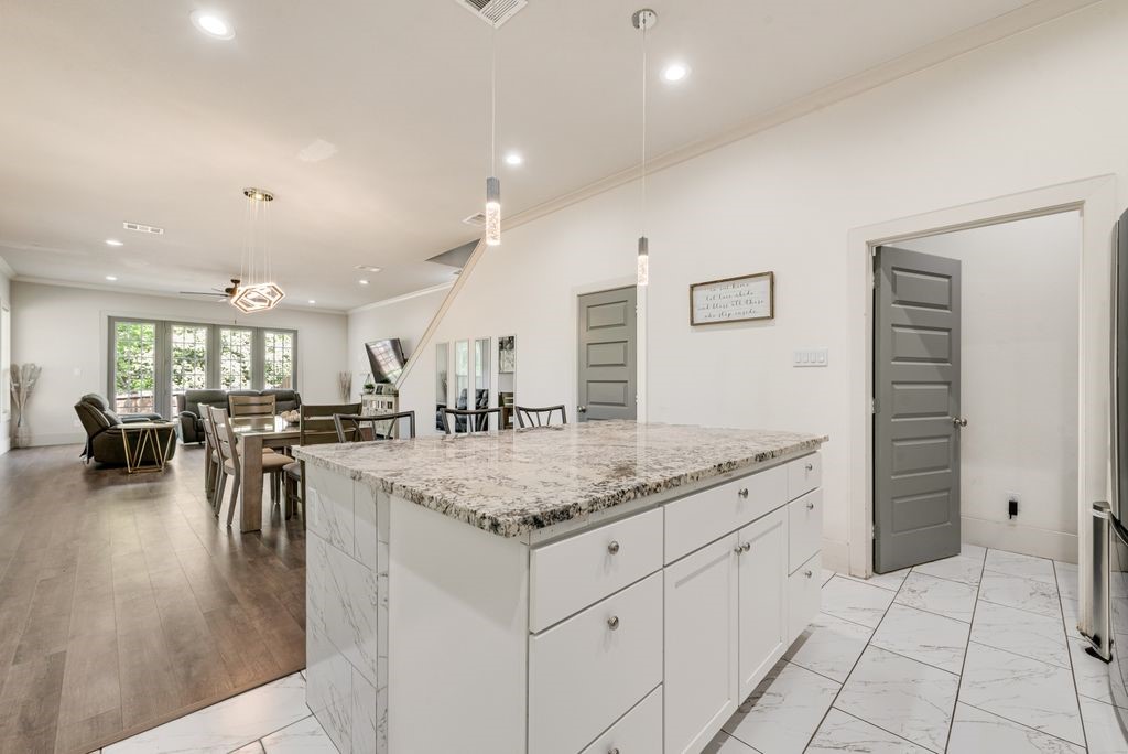 215 Idle Creek Lane Desoto TX 75115