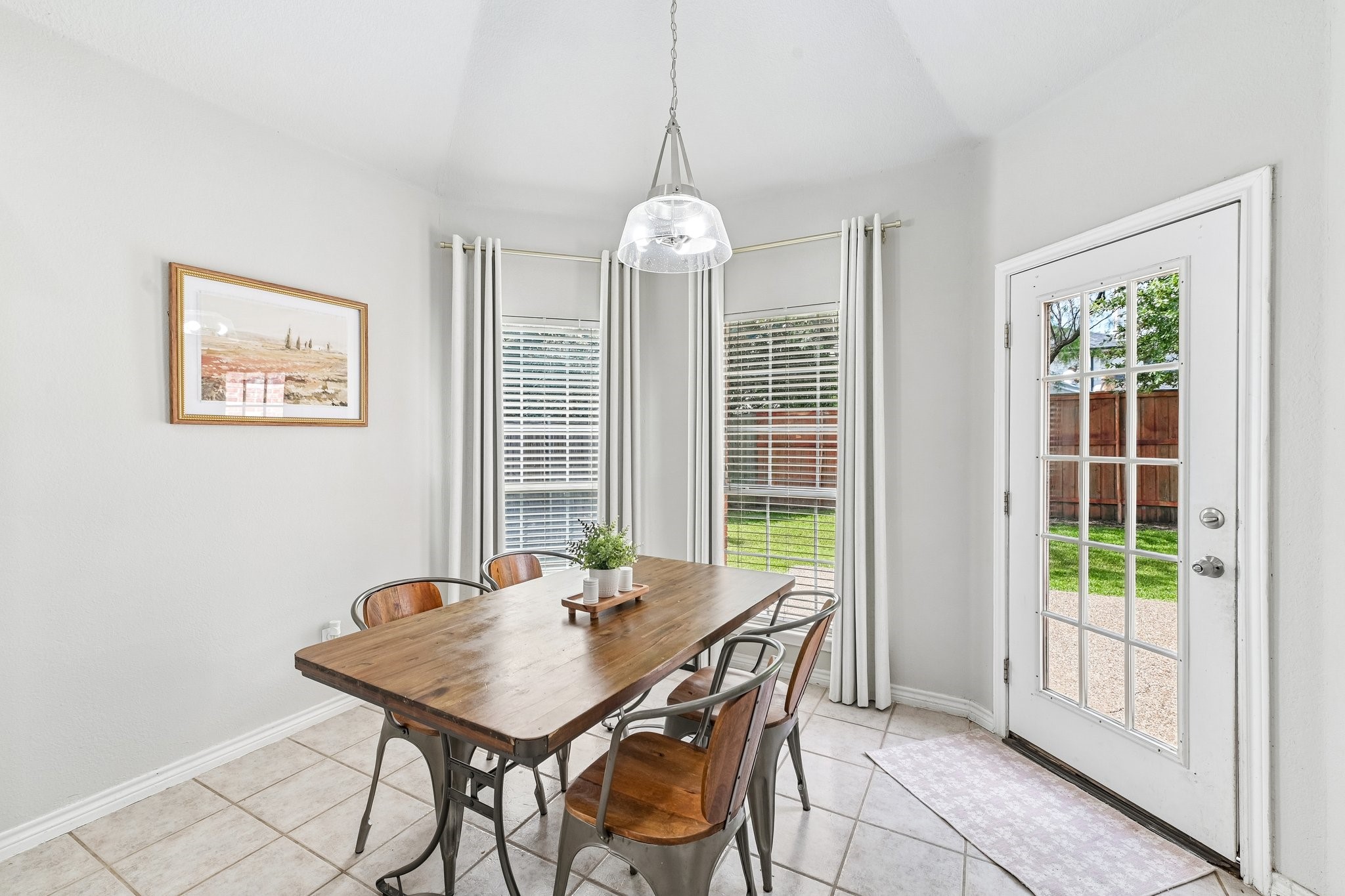 2825 Wales Court Grand Prairie TX 75052