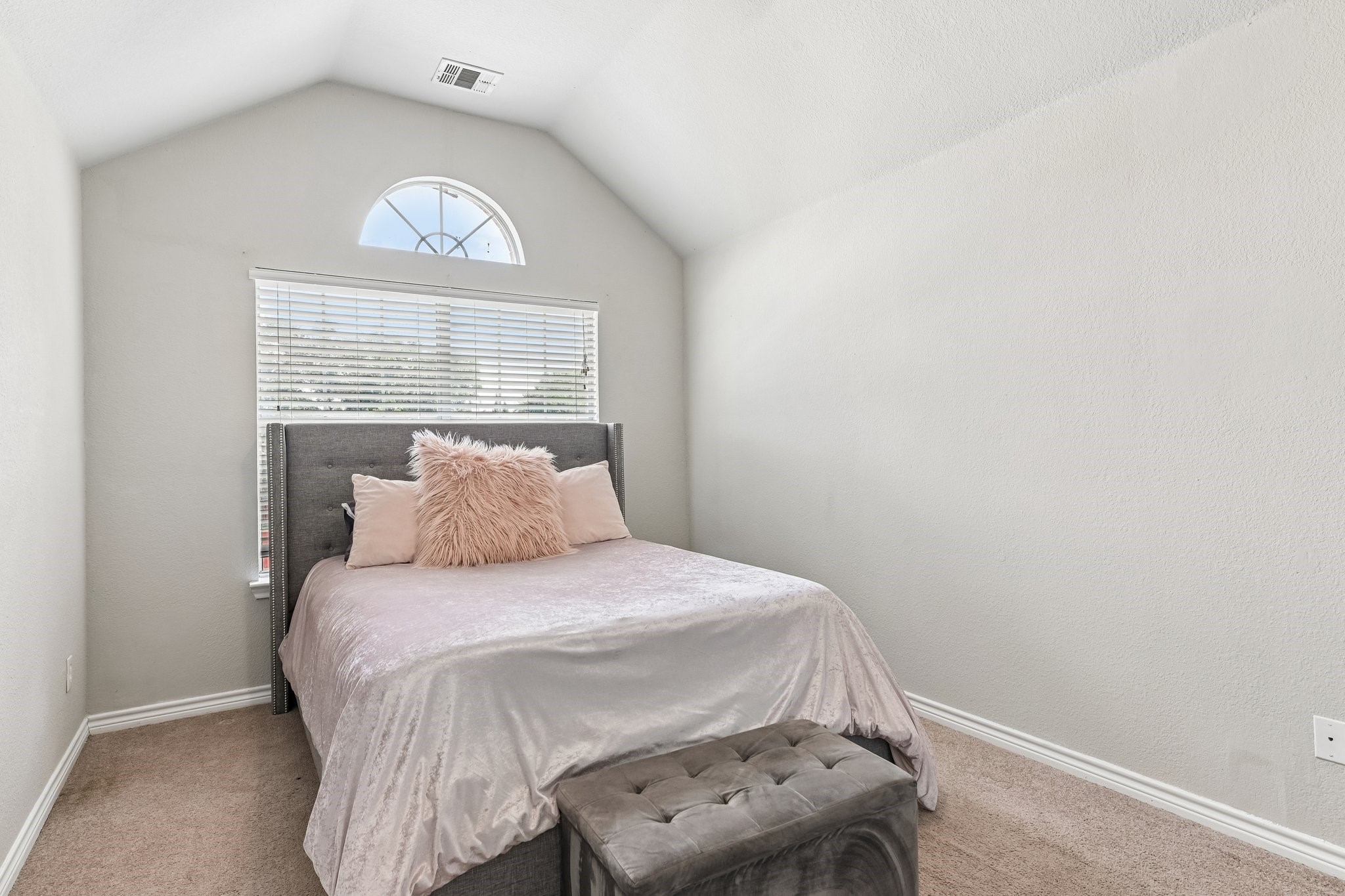 2825 Wales Court Grand Prairie TX 75052