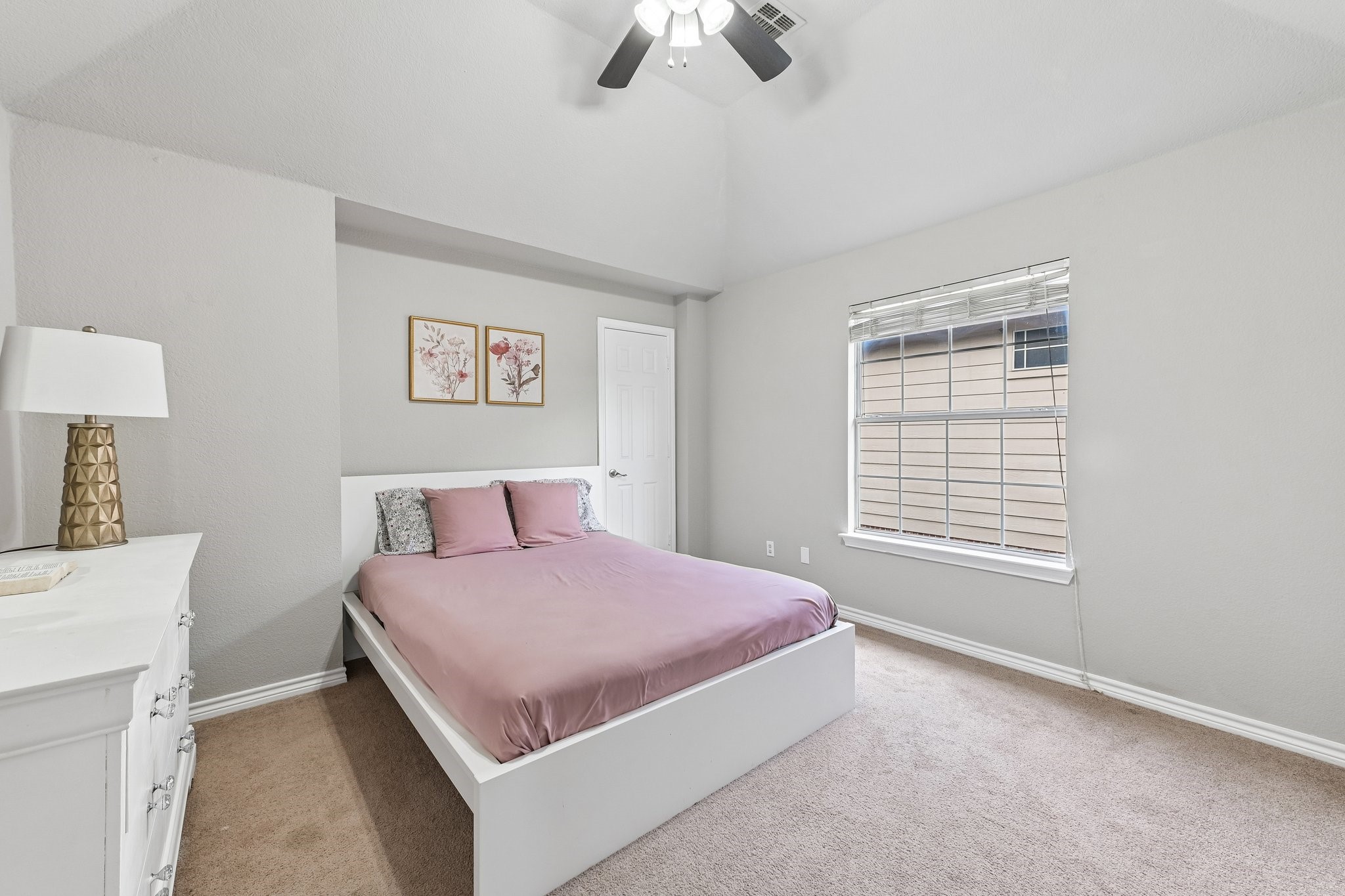 2825 Wales Court Grand Prairie TX 75052
