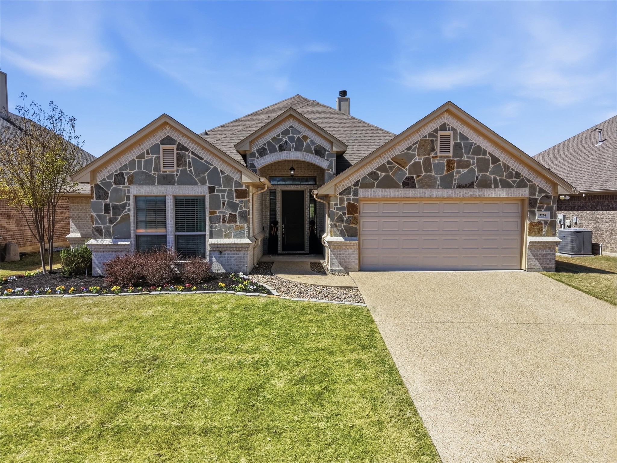 7224 Prestwick Terrace Benbrook TX 76126