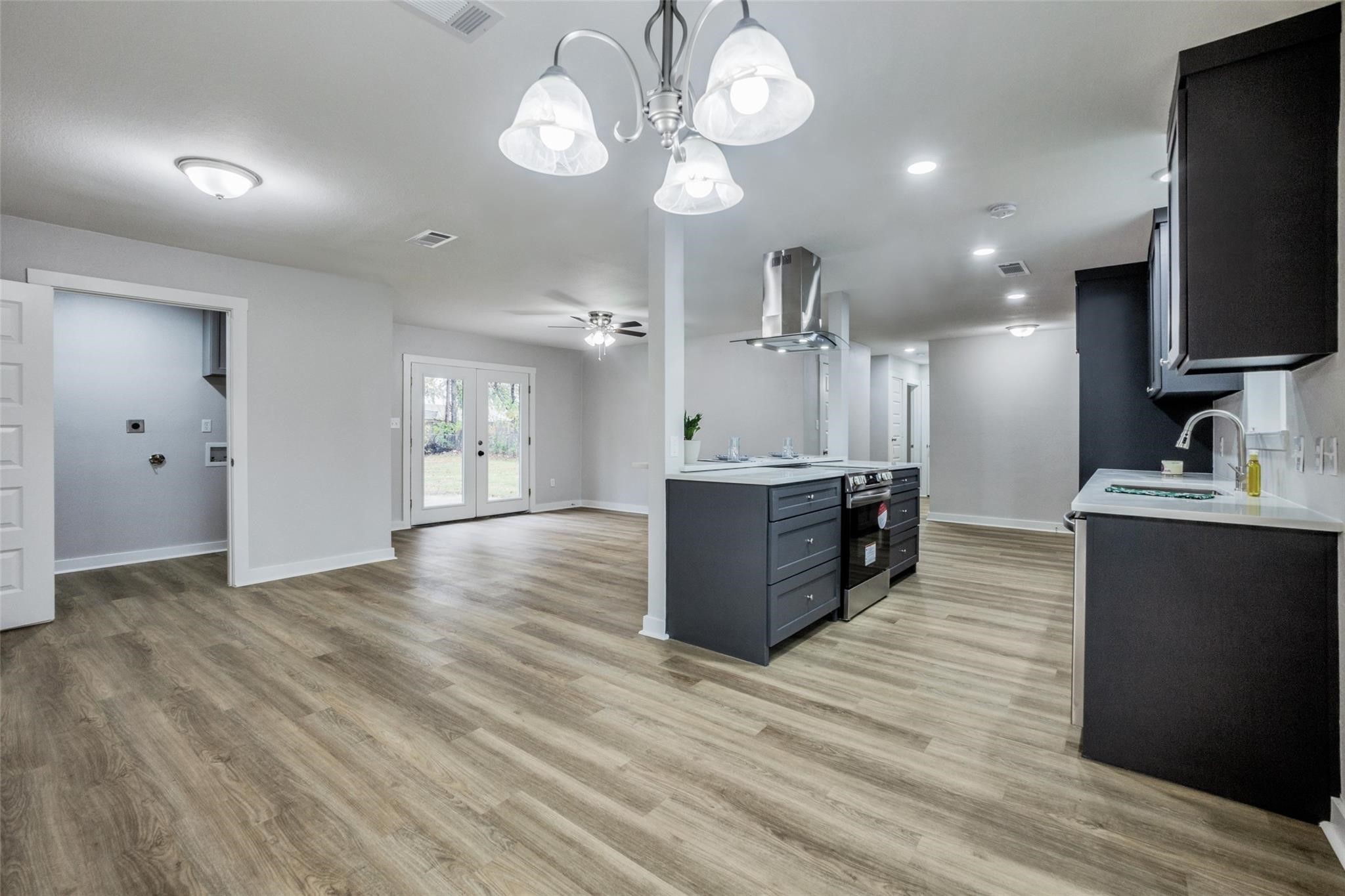 826 Johnnie Row Seagoville TX 75159