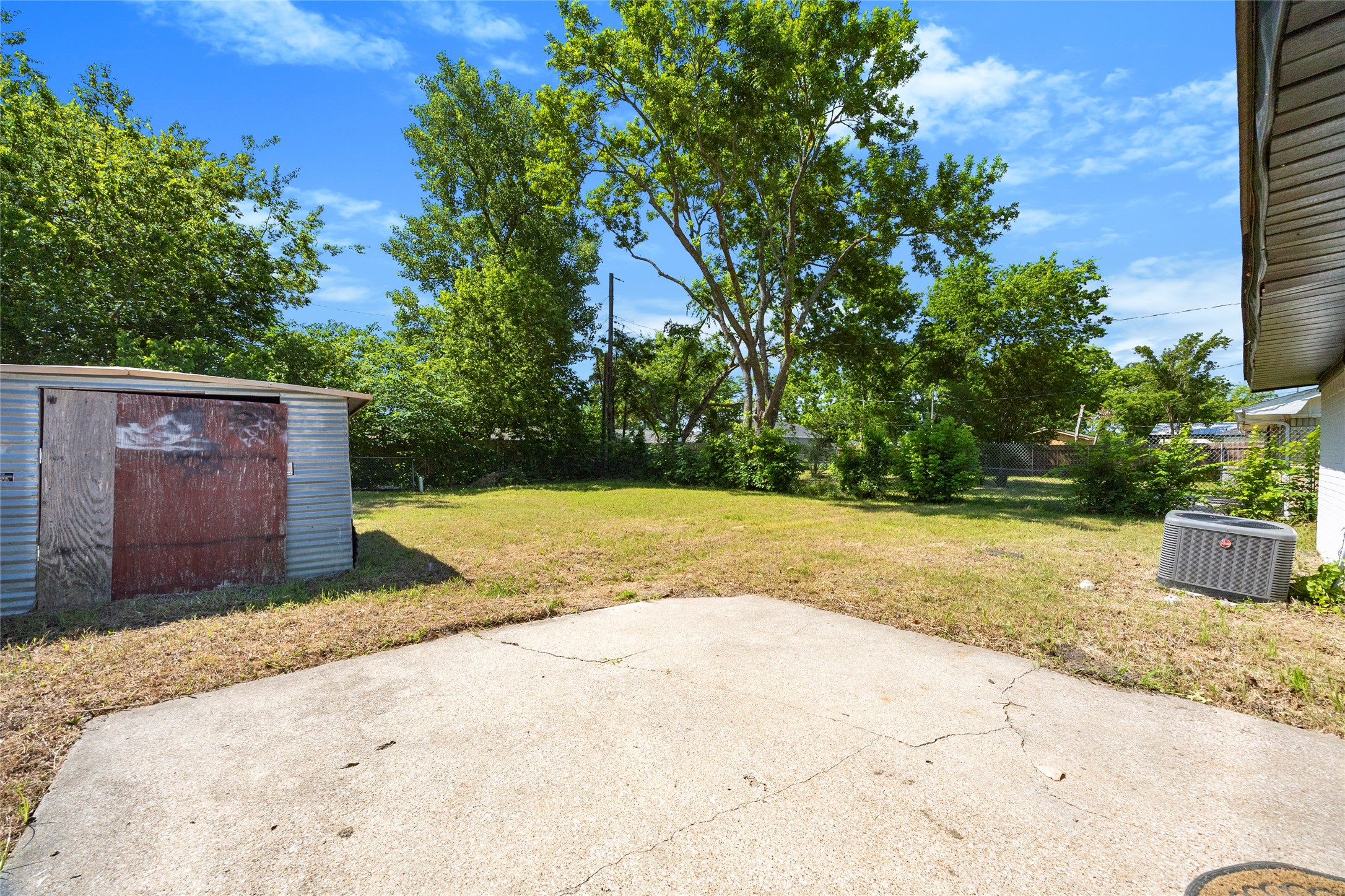 826 Johnnie Row Seagoville TX 75159
