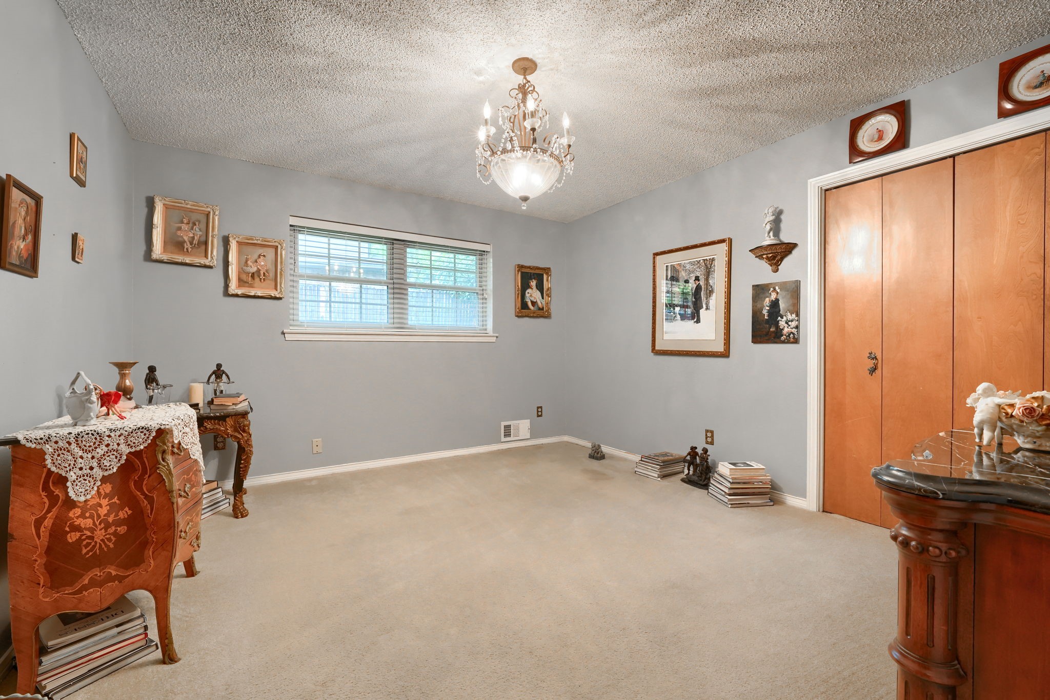 8226 Hunnicut Road Dallas TX 75228
