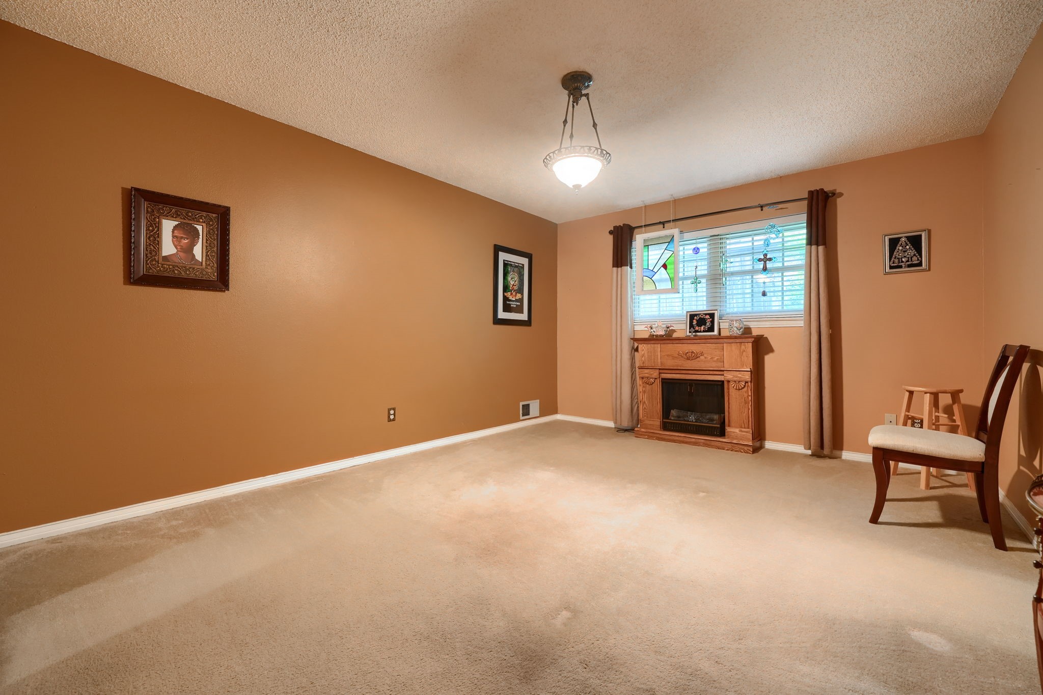 8226 Hunnicut Road Dallas TX 75228