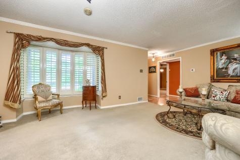 8226 Hunnicut Road Dallas TX 75228