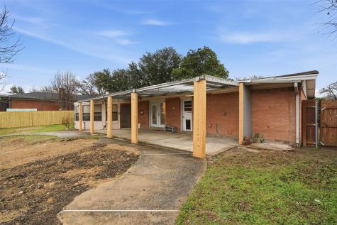 525 W Ridgewood Drive Garland TX 75041
