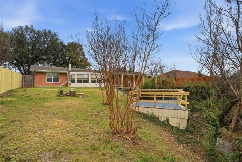 525 W Ridgewood Drive Garland TX 75041