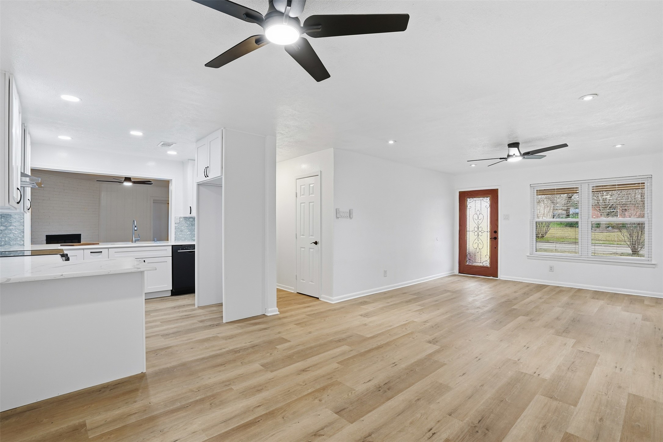 525 W Ridgewood Drive Garland TX 75041