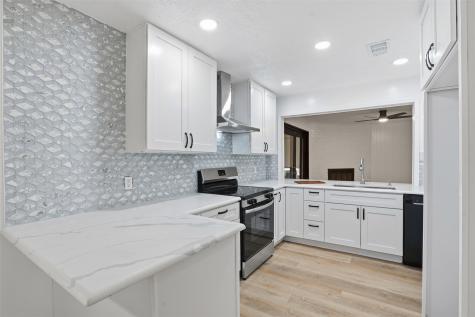525 W Ridgewood Drive Garland TX 75041