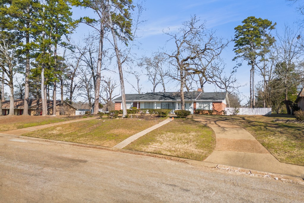 1615 Frost Street Gilmer TX 75644