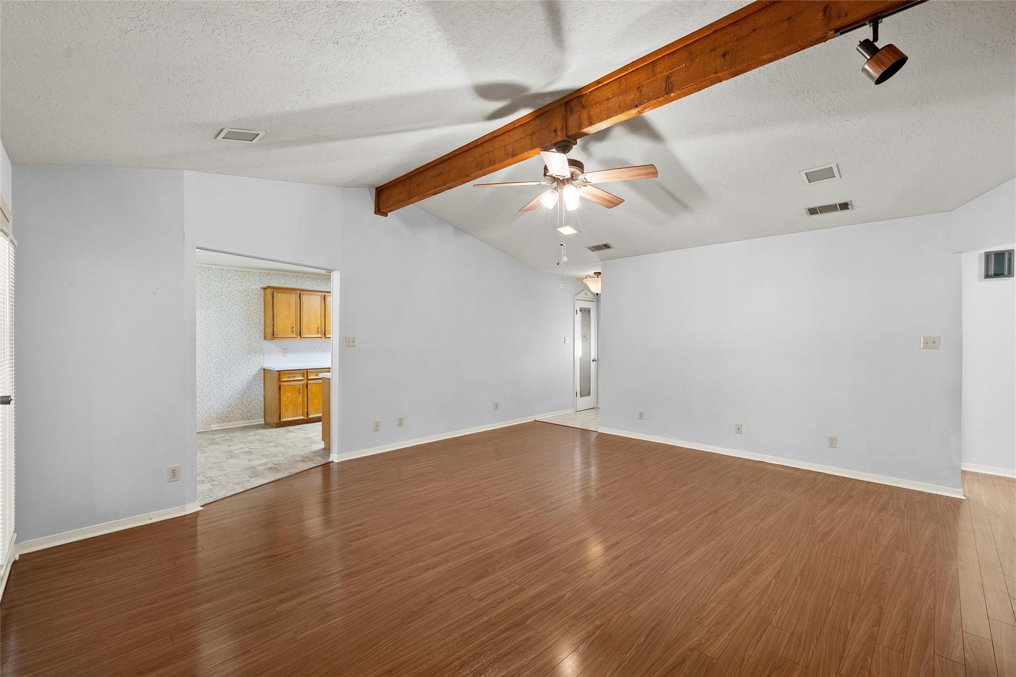 272 Locklar Loop Waco TX 76705