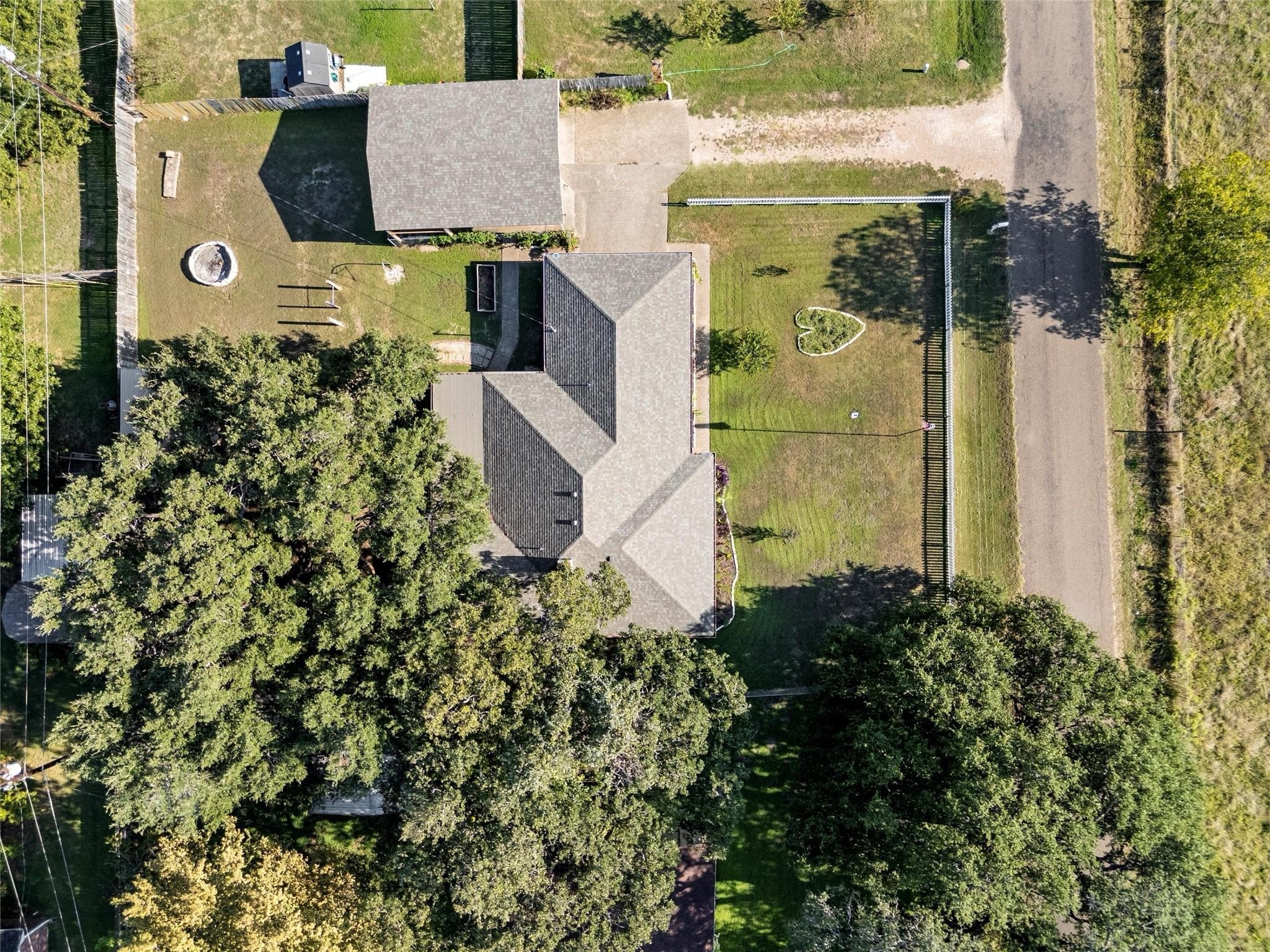 272 Locklar Loop Waco TX 76705