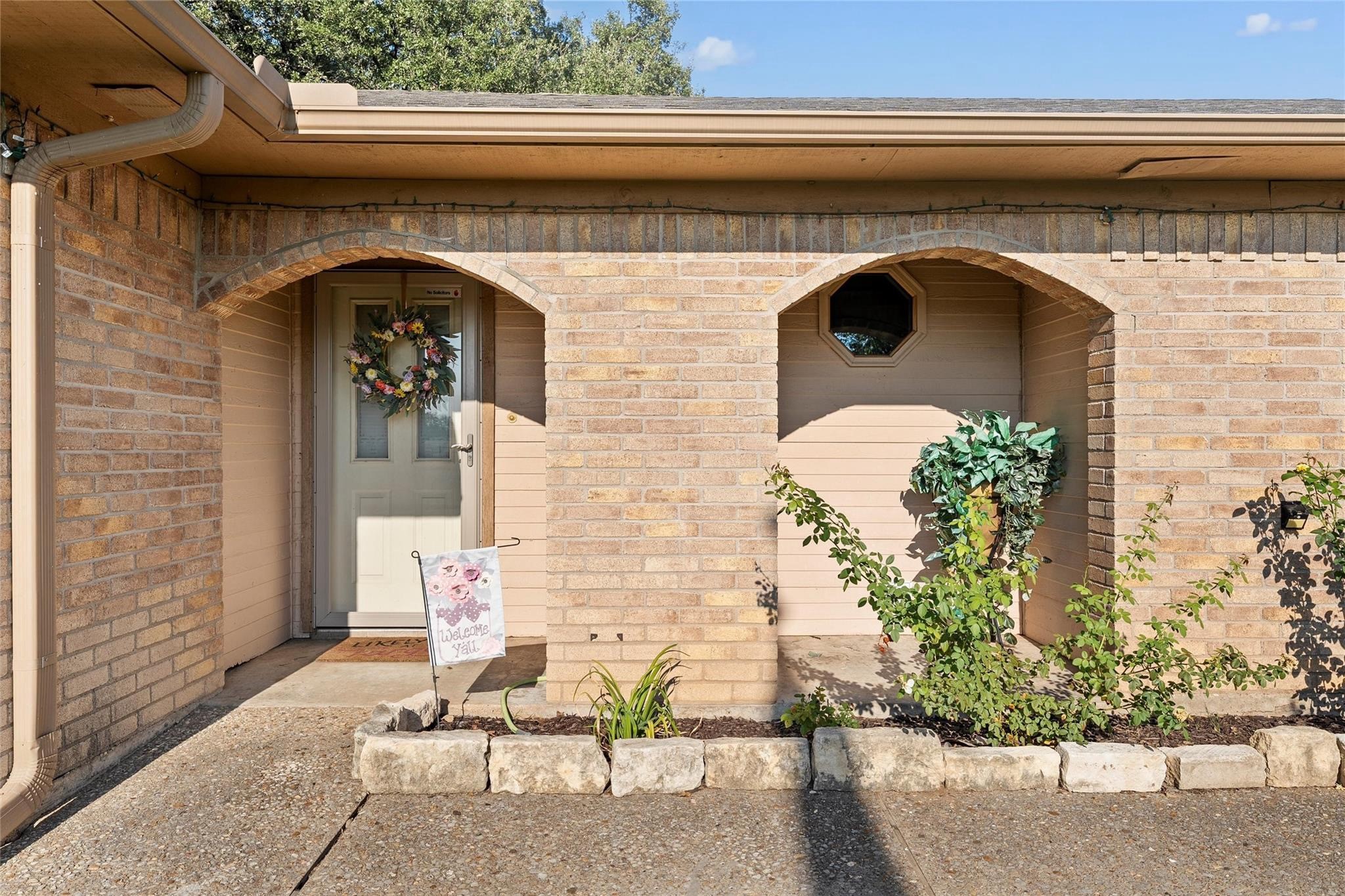 272 Locklar Loop Waco TX 76705