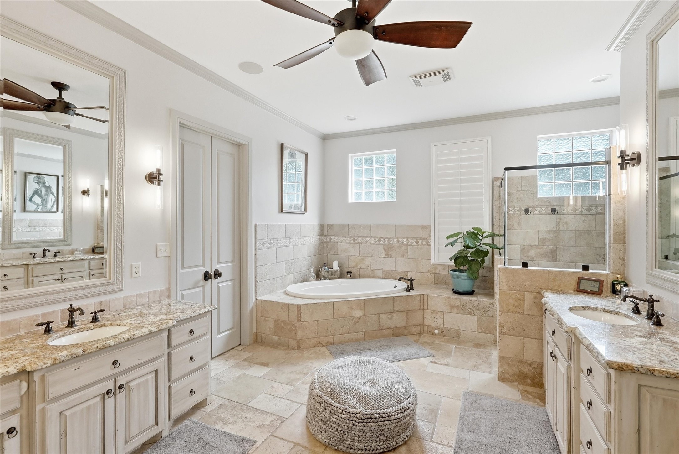 2810 French Kingston Court Granbury TX 76049
