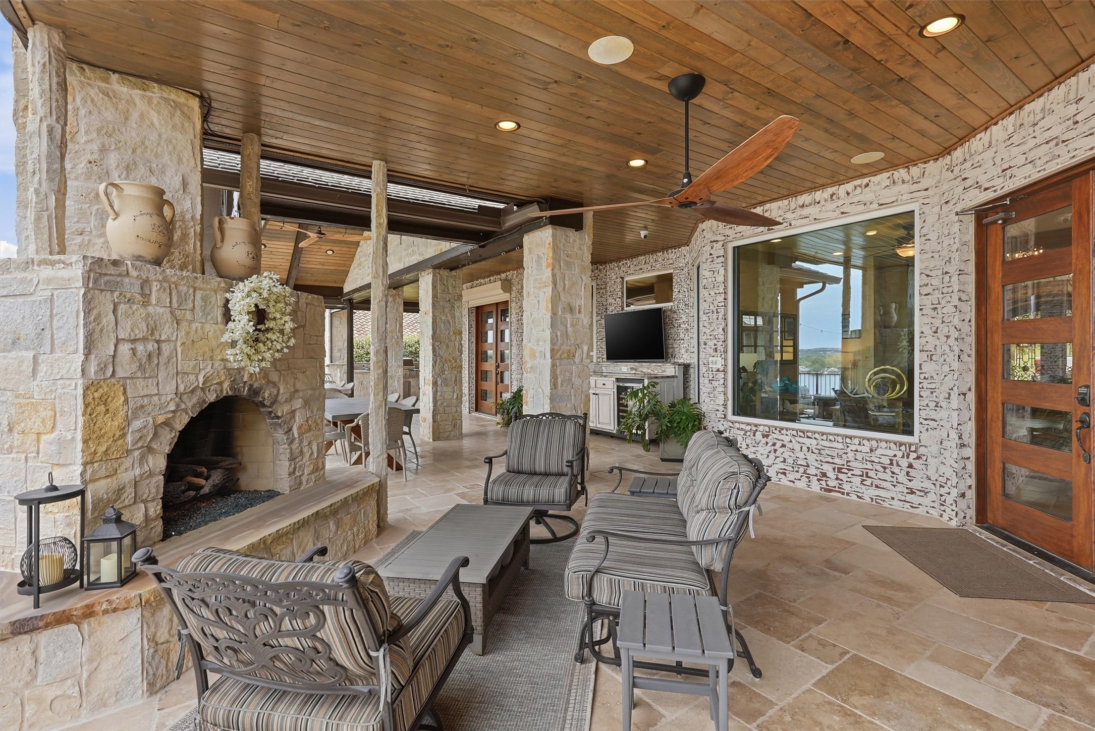 2810 French Kingston Court Granbury TX 76049