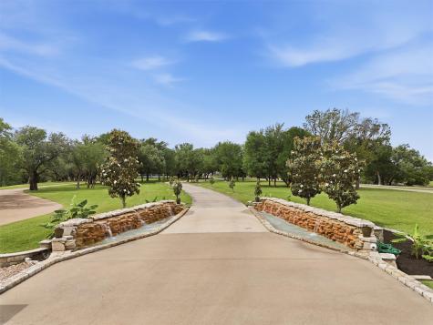 2810 French Kingston Court Granbury TX 76049