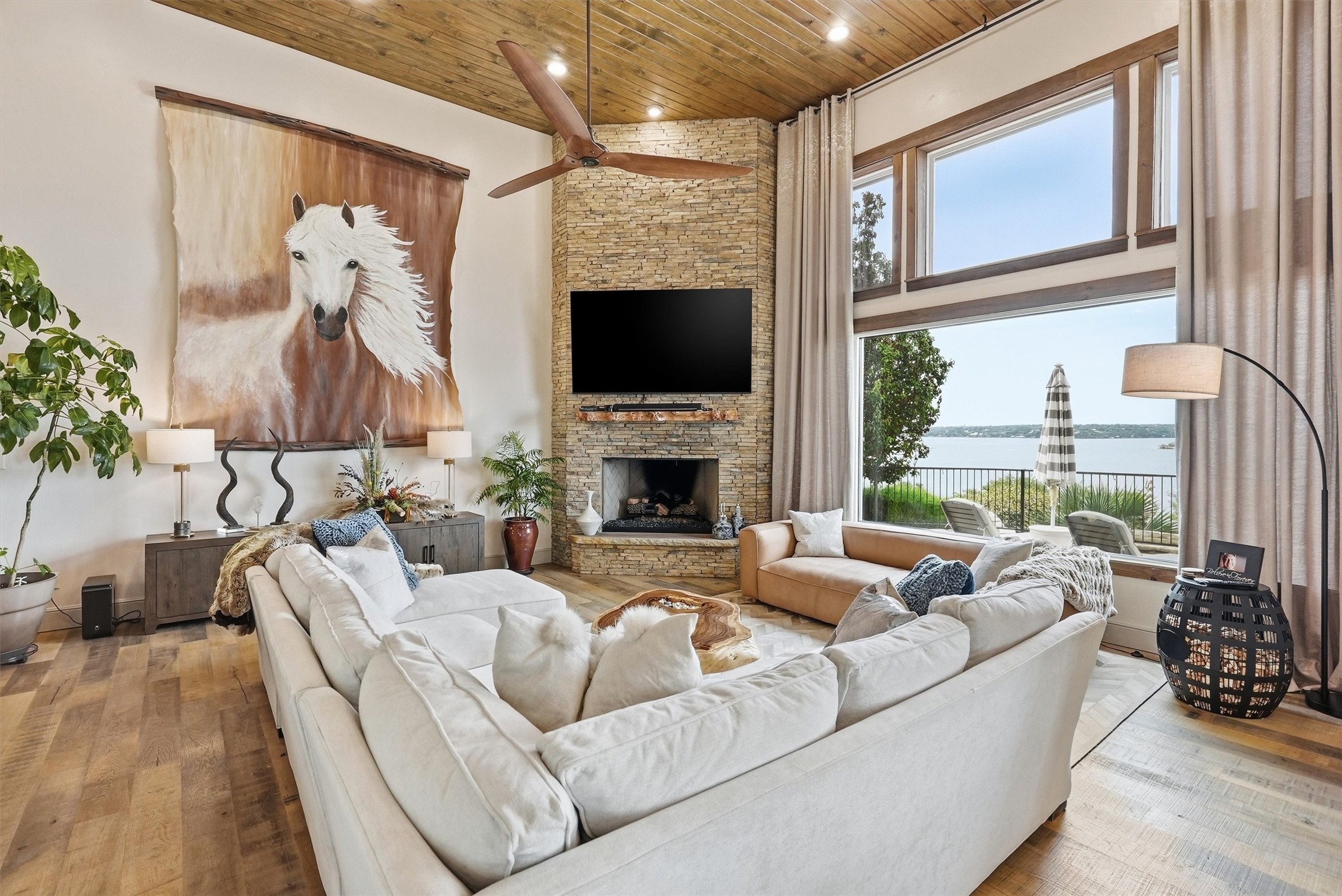 2810 French Kingston Court Granbury TX 76049