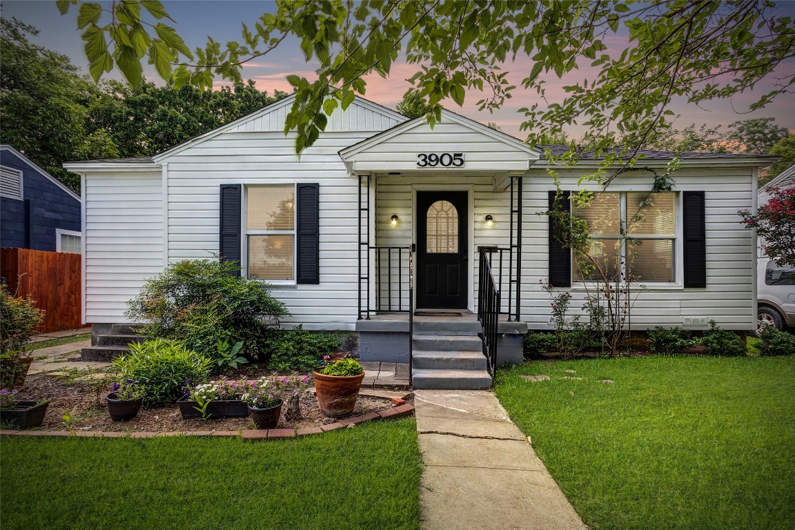 3905 Alamo Avenue Fort Worth TX 76107