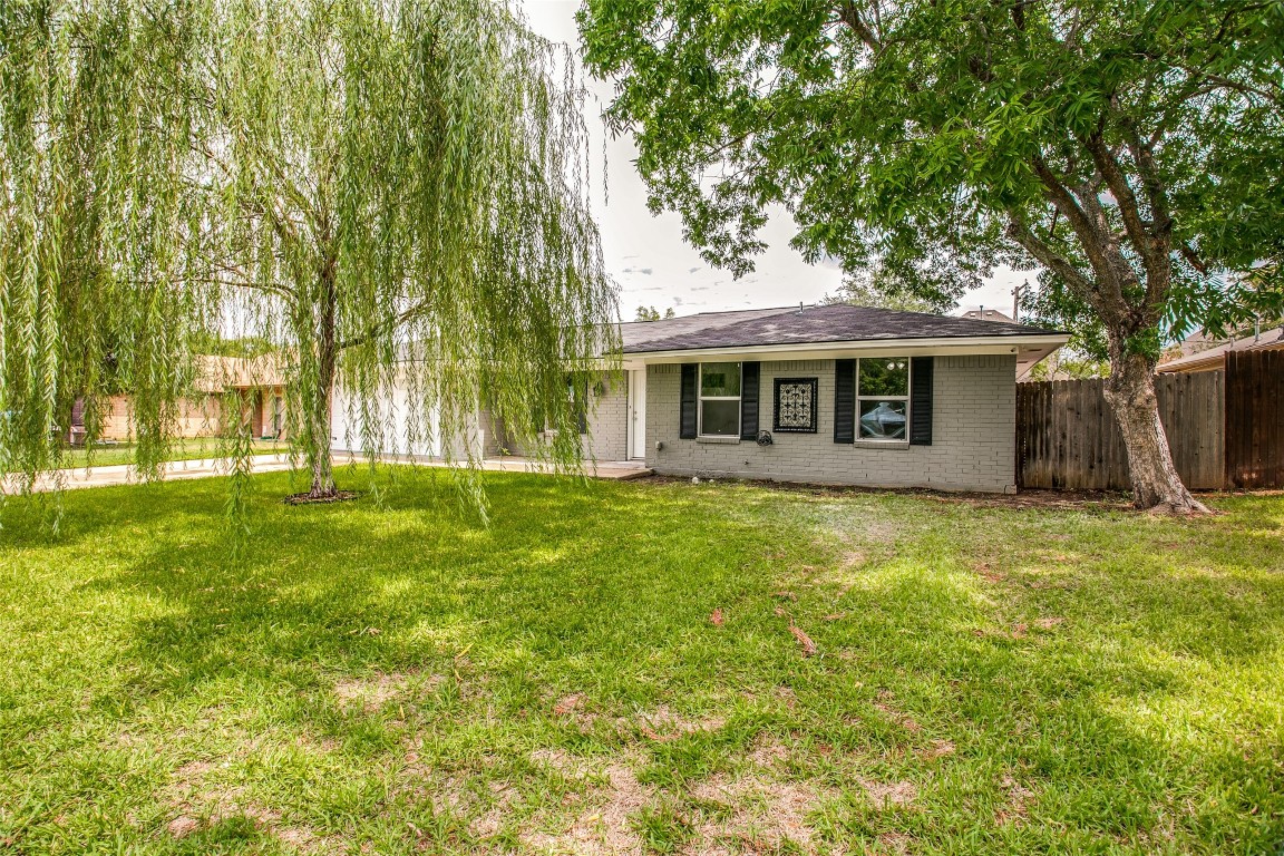 7420 Forrest Lane North Richland Hills TX 76182