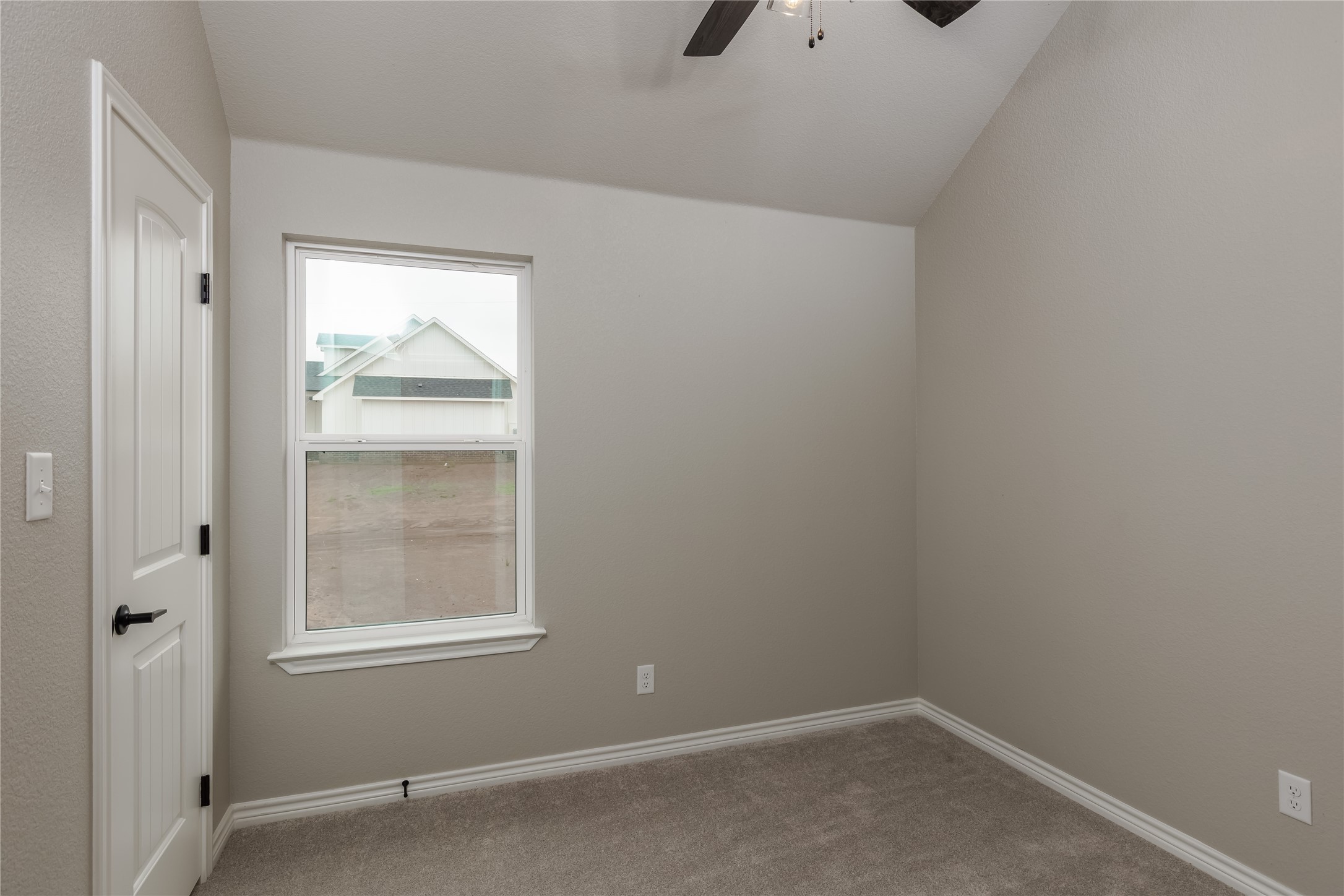 1607 W College Street Jacksboro TX 76458