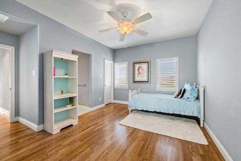 2304 Cardinal Boulevard Carrollton TX 75010
