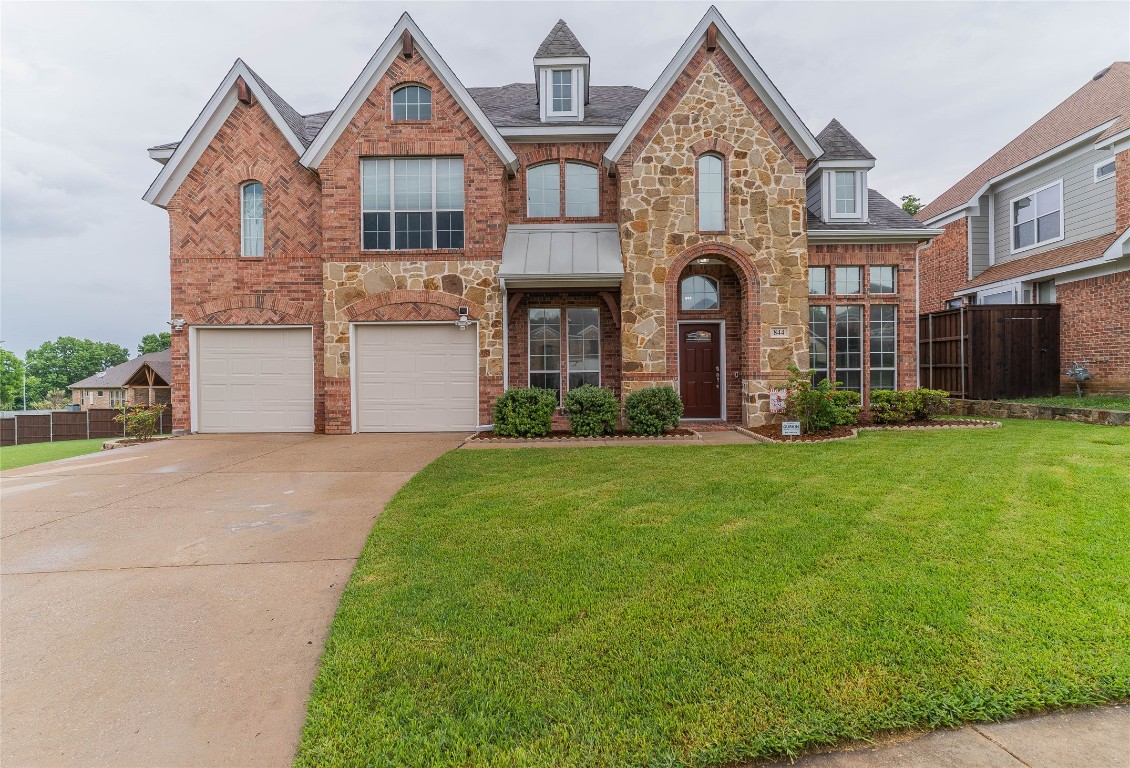 844 Luxor Court Grand Prairie TX 75052
