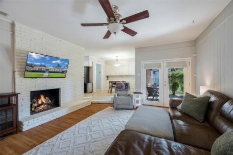 6134 N Jim Miller Road Dallas TX 75228