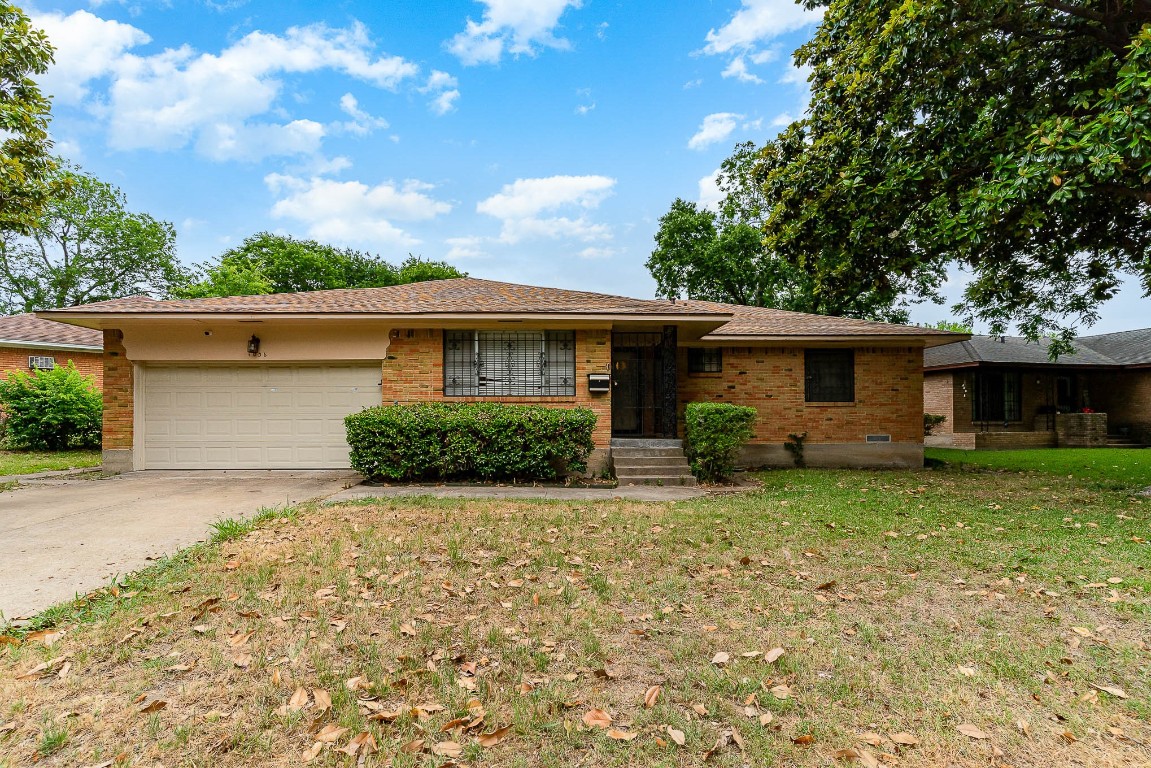 1036 Oxbow Lane Dallas TX 75241