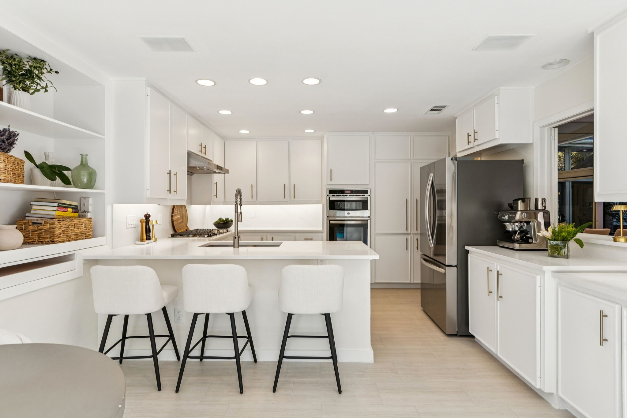 9616 Viewside Drive Dallas TX 75231
