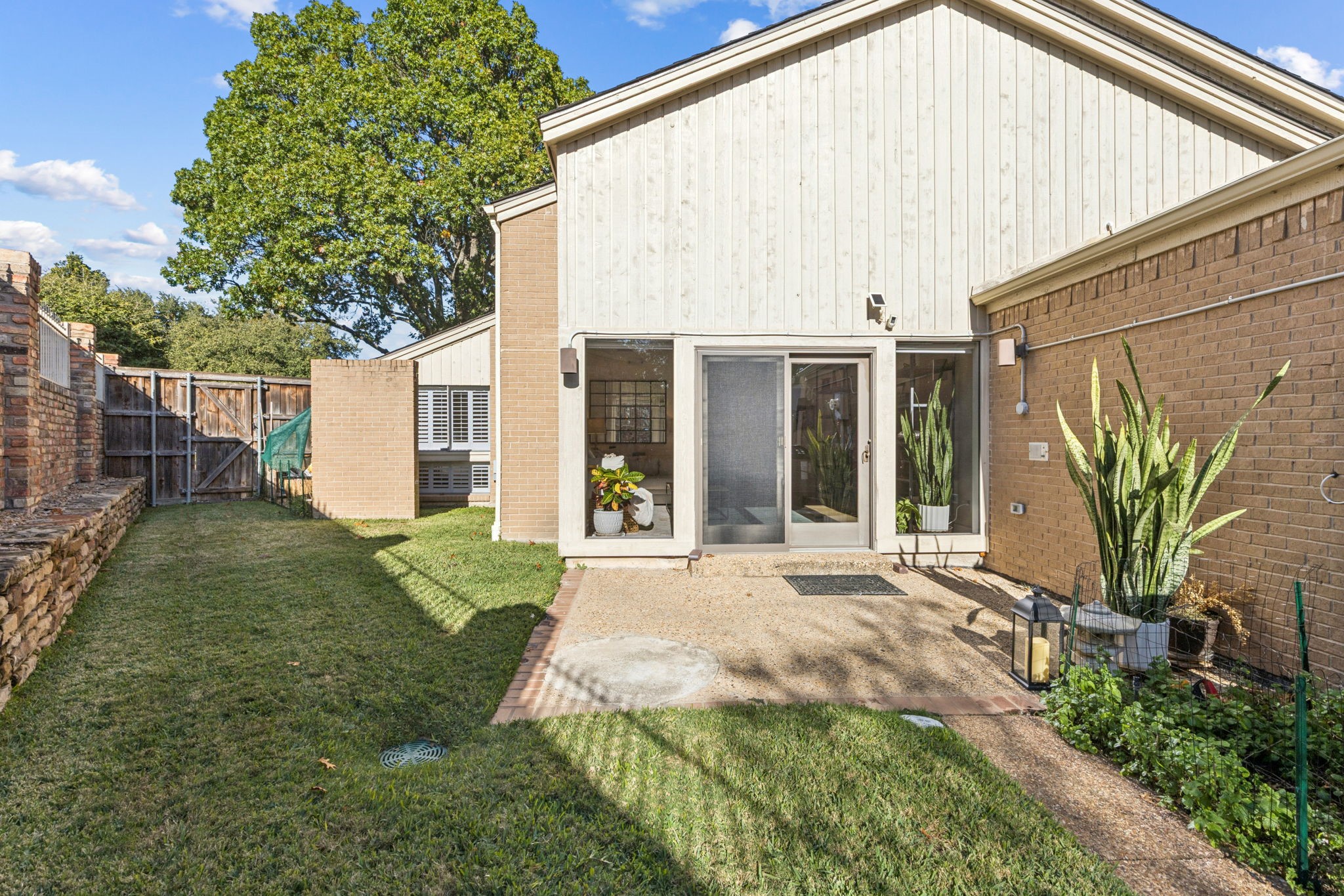 9616 Viewside Drive Dallas TX 75231
