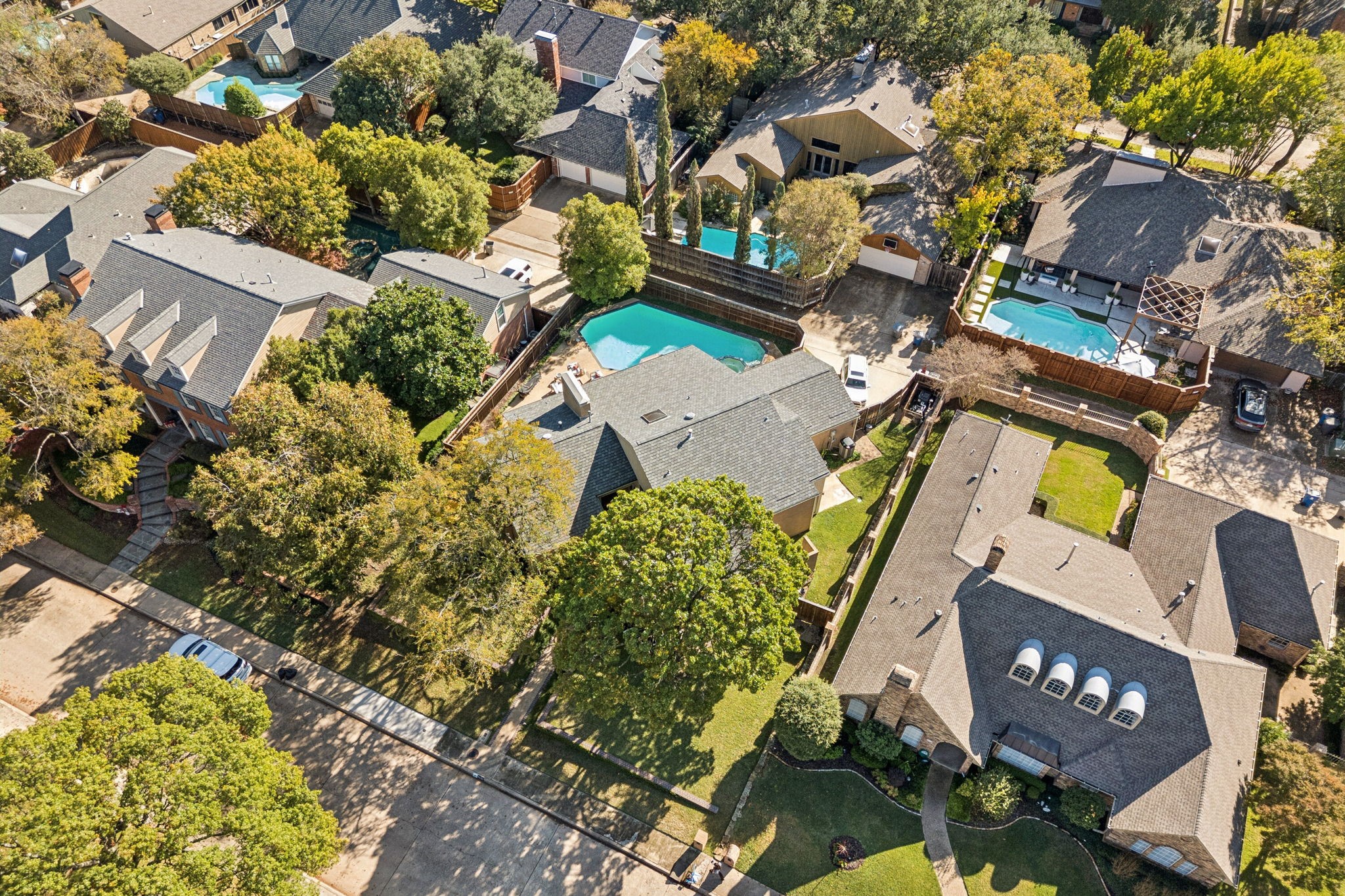 9616 Viewside Drive Dallas TX 75231