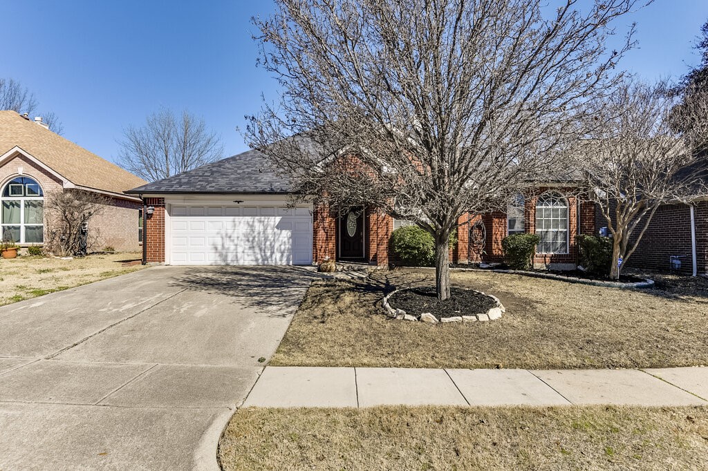 201 Jennifer Lane Arlington TX 76002