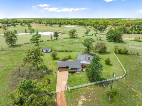 1421 Vz County Road 2319 Canton TX 75103