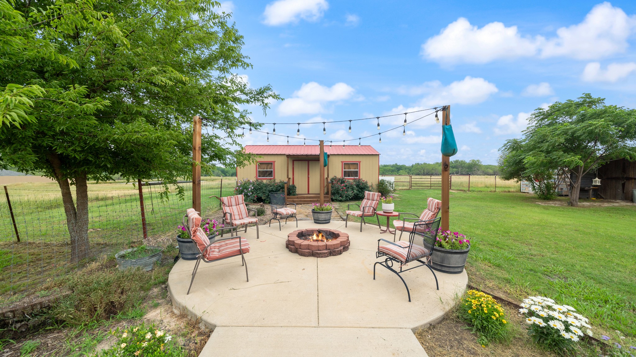 5801 County Road 4128 Scurry TX 75158