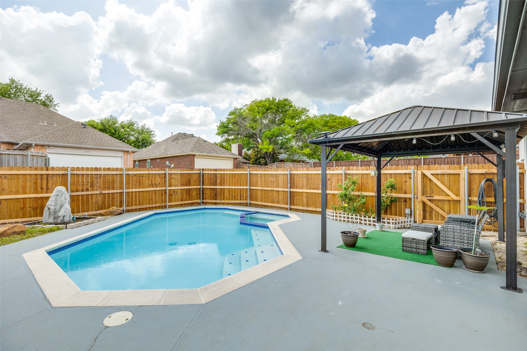 2236 Grinelle Drive Plano TX 75025