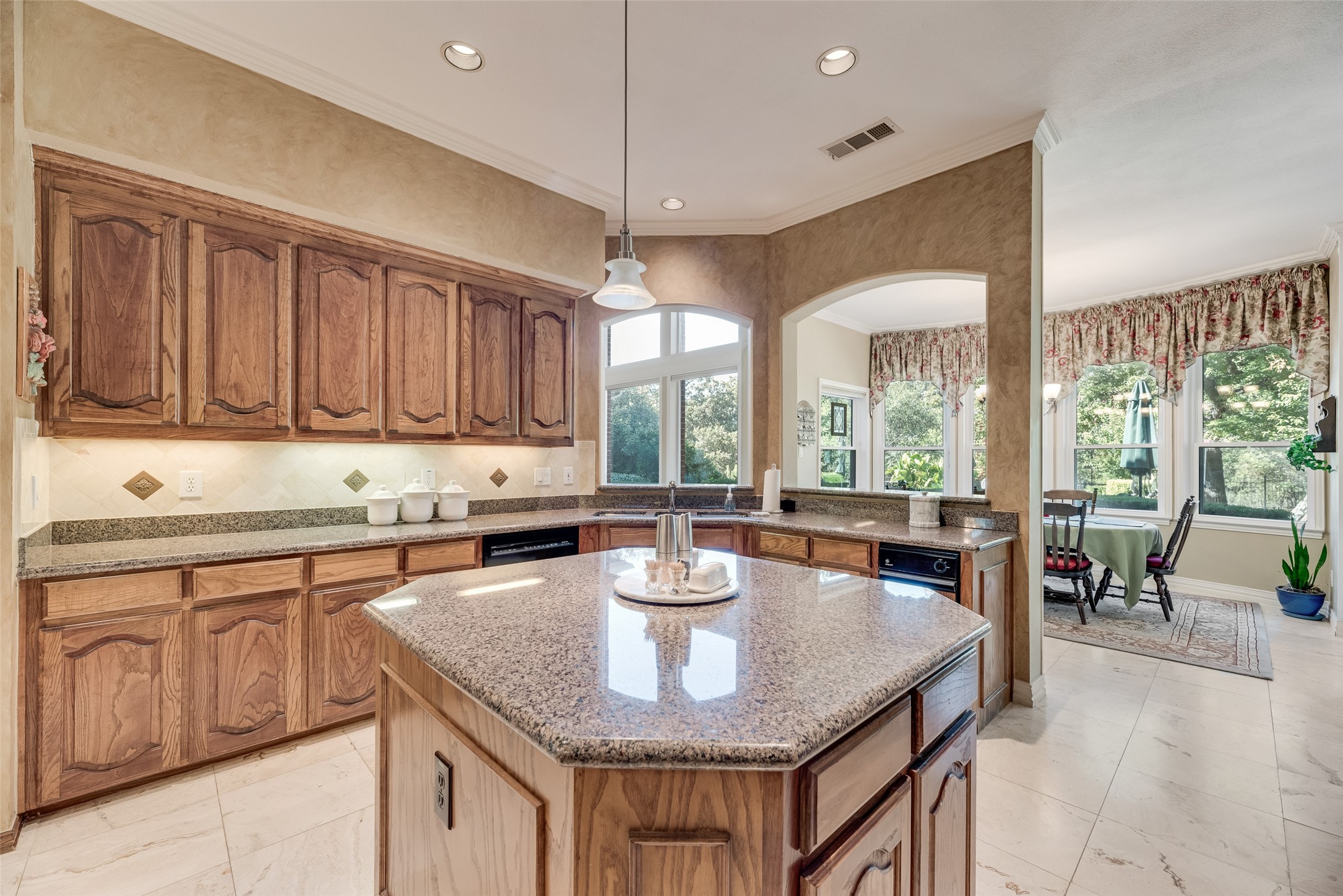 2816 Guardian Court Flower Mound TX 75022
