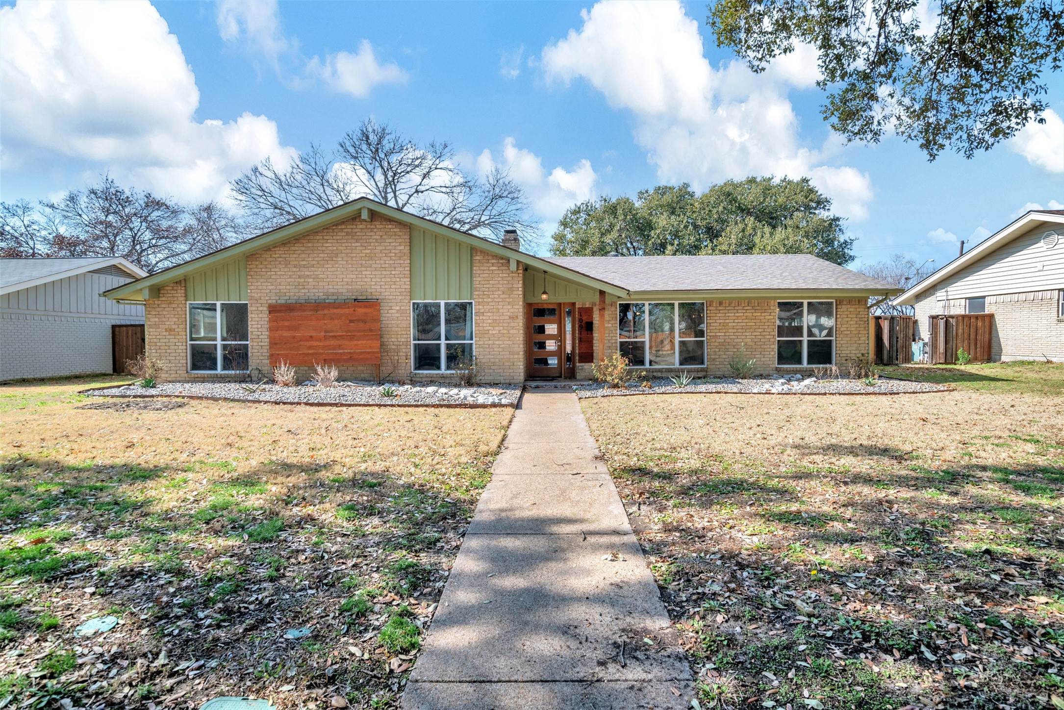10911 Damon Lane Dallas TX 75229