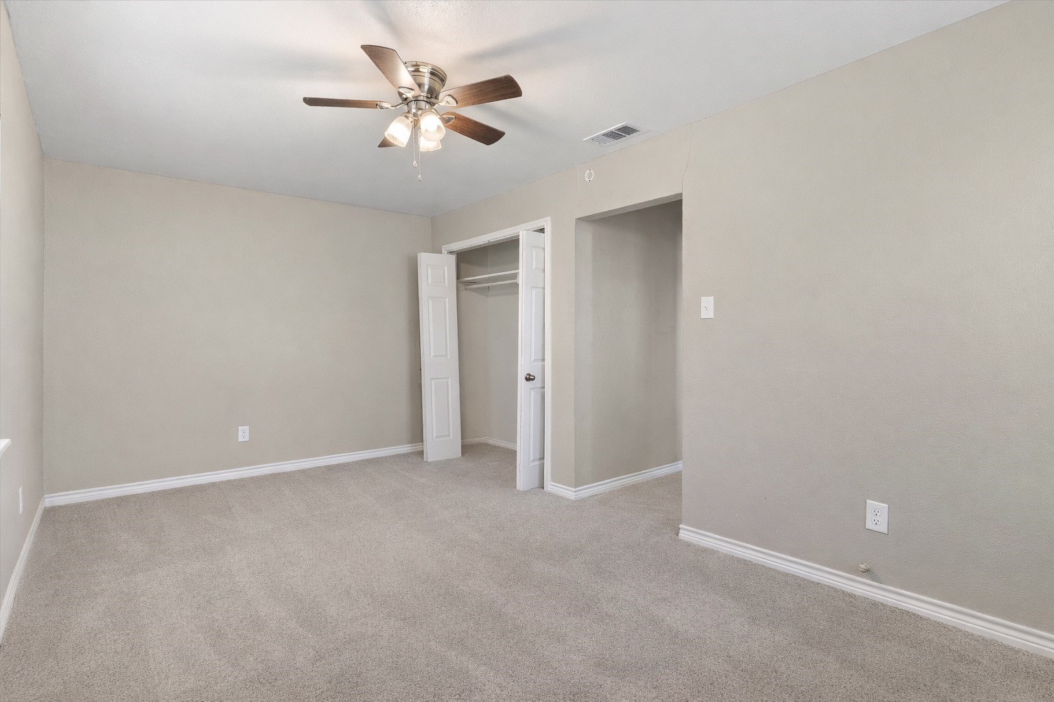 3002 Elm Park Richland Hills TX 76118