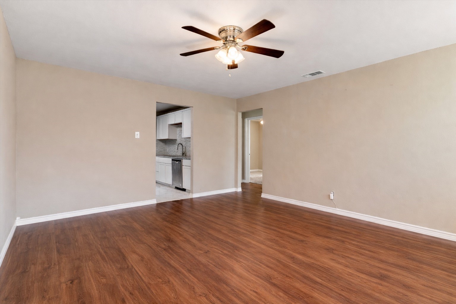 3002 Elm Park Richland Hills TX 76118