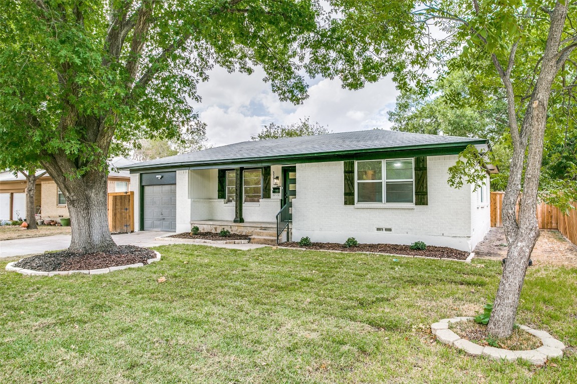 1101 Noble Avenue Carrollton TX 75006