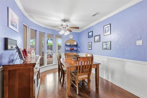 1902 Red Cypress Court Arlington TX 76012