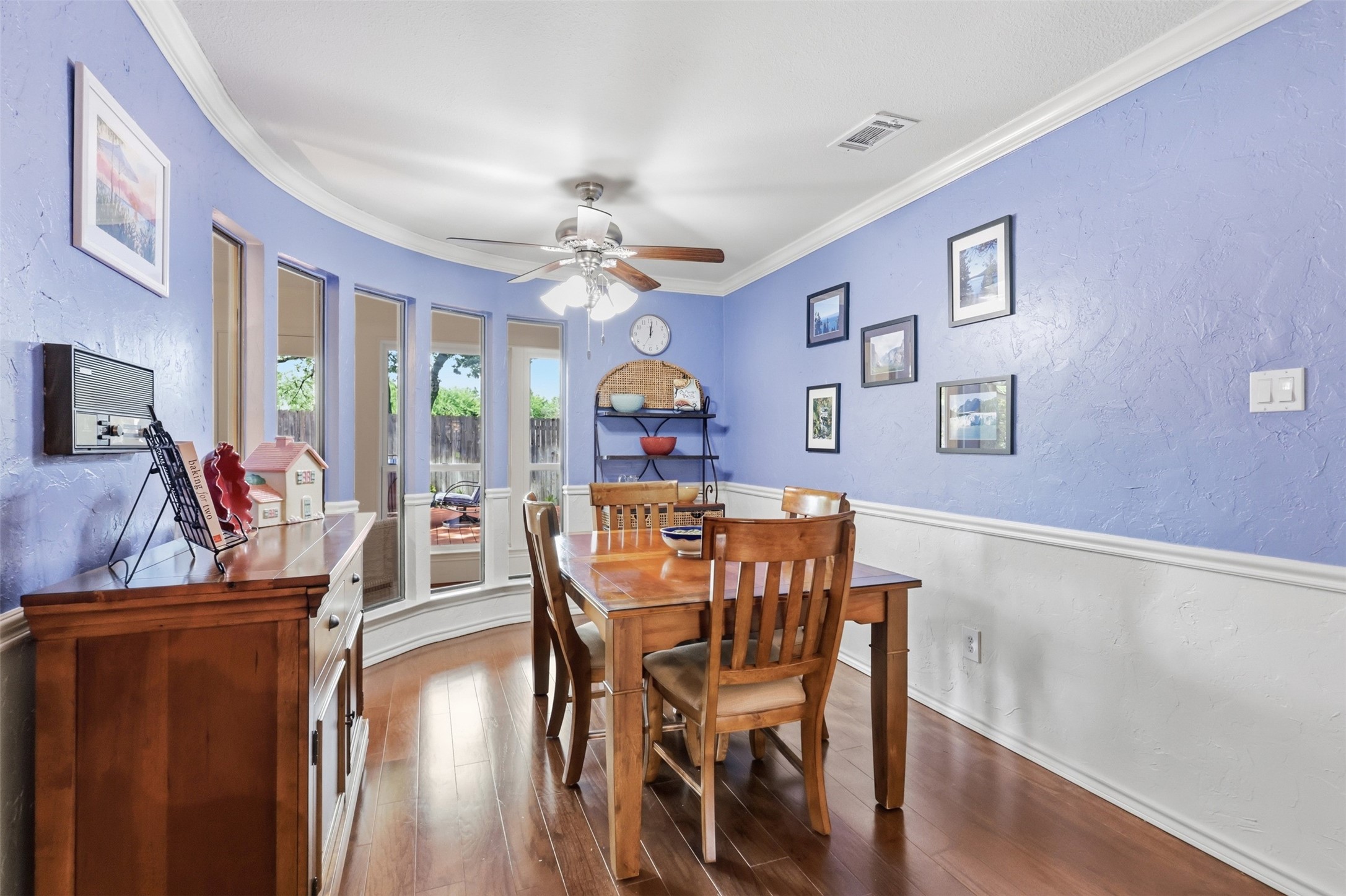 1902 Red Cypress Court Arlington TX 76012
